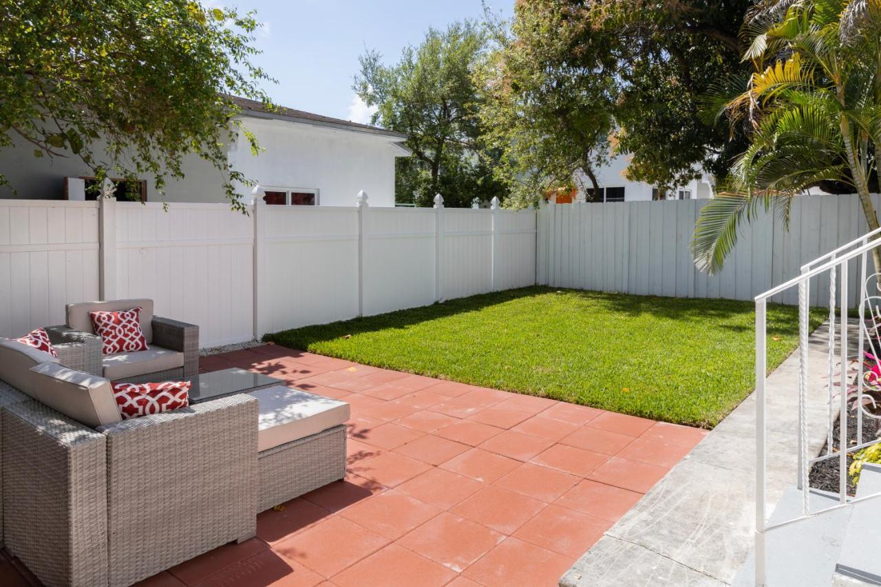 Beautiful Casita With King Bed And Private Patio Close To Calle 8, Mia Airport, Coral Gables Miami Zewnętrze zdjęcie