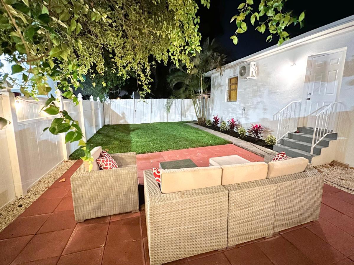 Beautiful Casita With King Bed And Private Patio Close To Calle 8, Mia Airport, Coral Gables Miami Zewnętrze zdjęcie